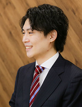 Bricks&UKで働く社員