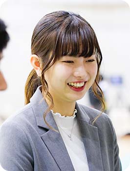 Bricks&UKで働く社員