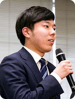 Bricks&UKで働く社員