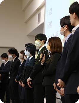 Bricks&UKで働く社員